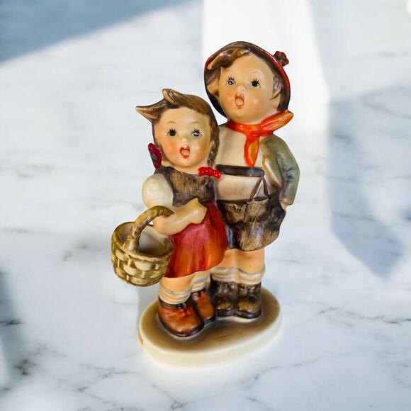 VINTAGE West German Goebel Hummel 1960 Surprise Boy Girl Basket Figurine 94 3/0 - Picture 1 of 8
